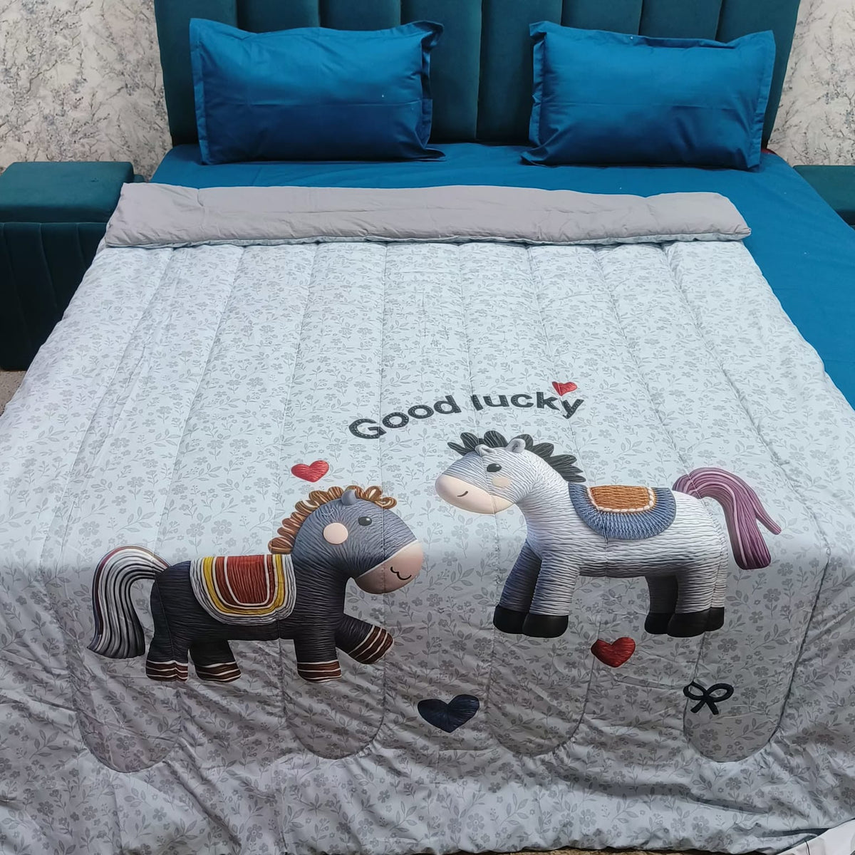 Giigle Kids Good Lucky Horse Printed Imported Cotton Comforter