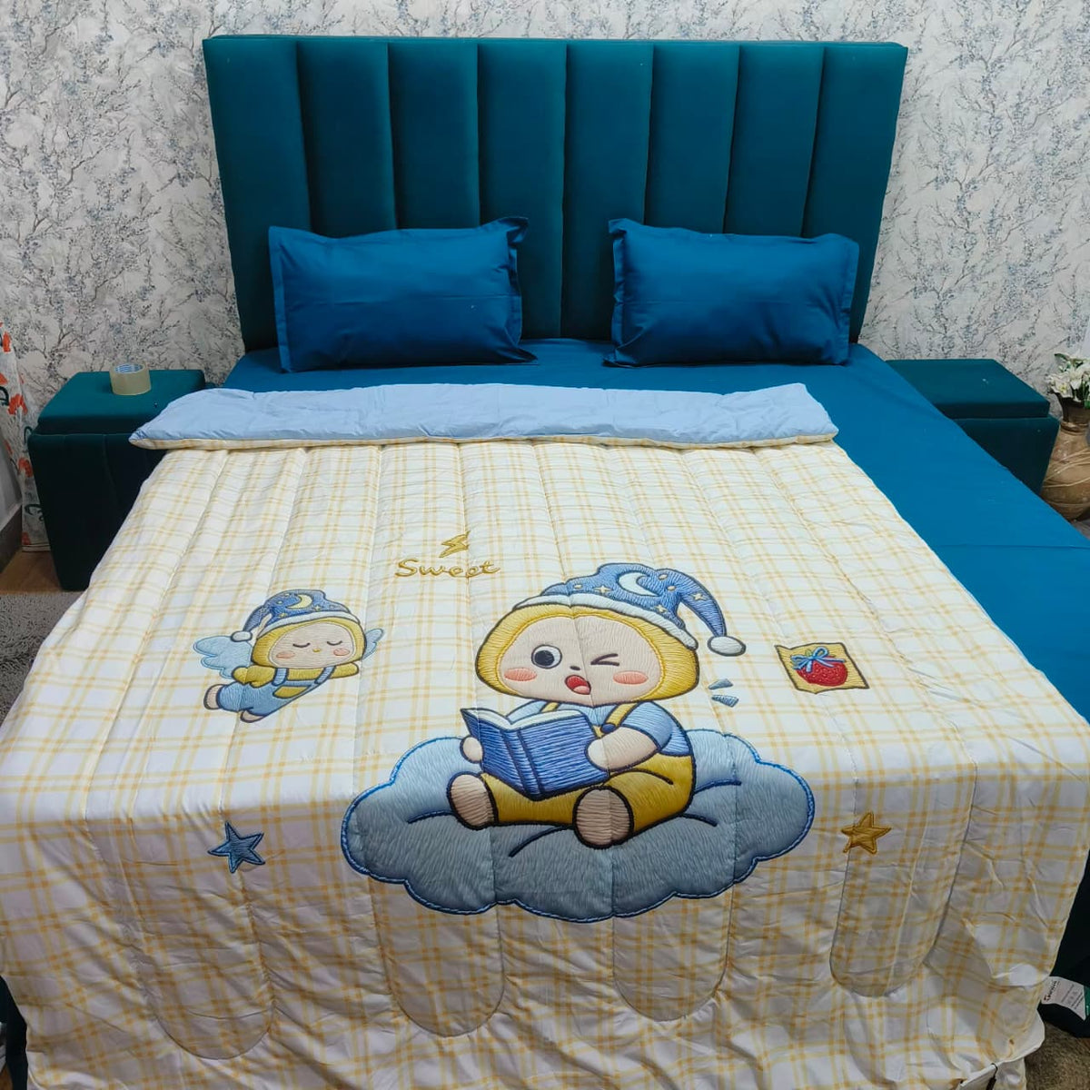 Giigle Kids Sweet Dreams Cartoon Printed Imported Cotton Comforter