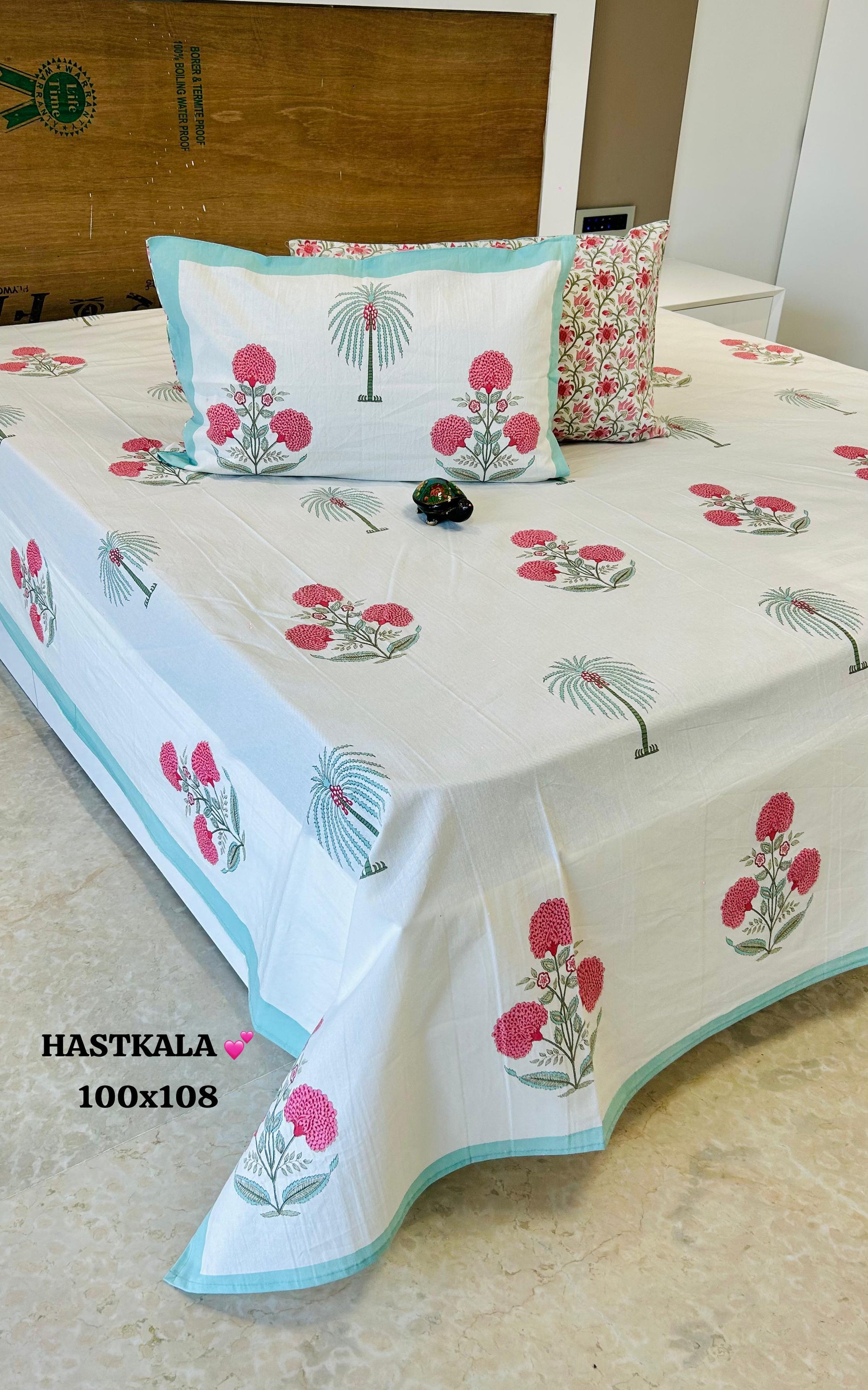 Hastkala Printed  Premium Pure Cotton King size Bed Sheets