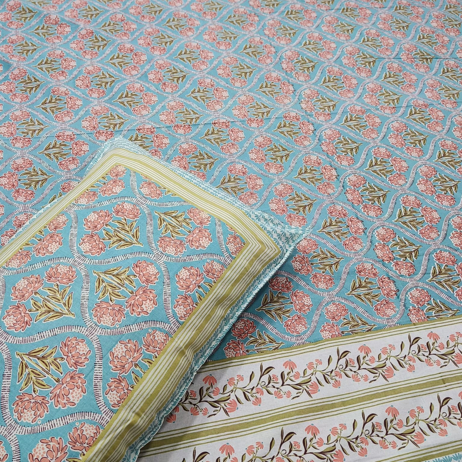 Gulbahar Single bed Pure Cotton Bedsheet with 2 pillow Covers