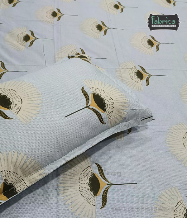 Petal Paradise Queen Size Pure Cotton Printed Bedsheet