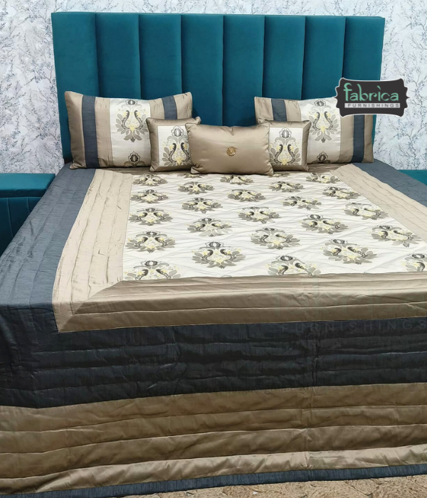 Royal Noorani Luxurious 6 -Piece Embroidered Silk Bedcover Set