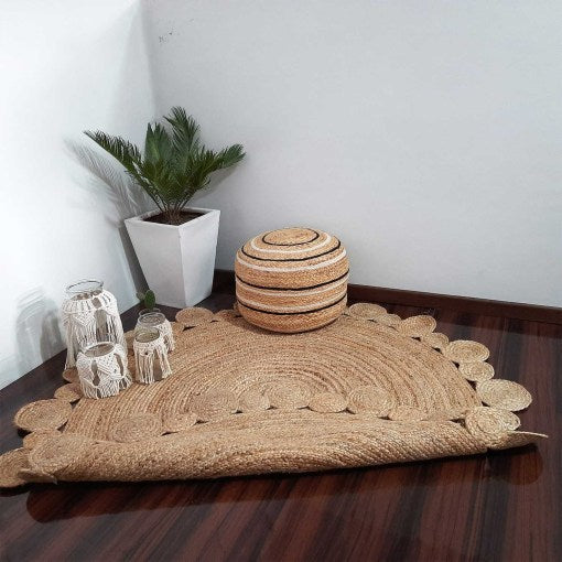 Handmade Braided Jute Rug in Round with Small Circle Pattern