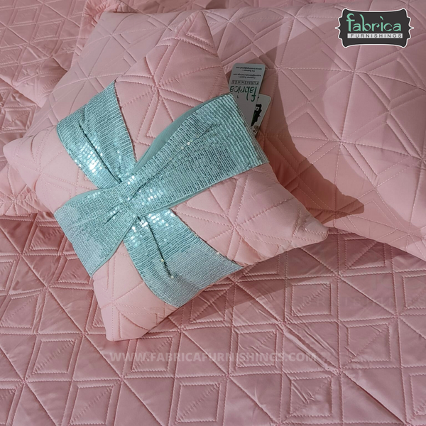 Fabby Decor Stylish Designer Bedcover with Cushions